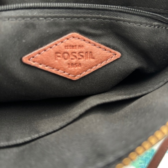 NWT Fossil Fiona Black Stripe Crossbody Bag - Picture 11 of 12
